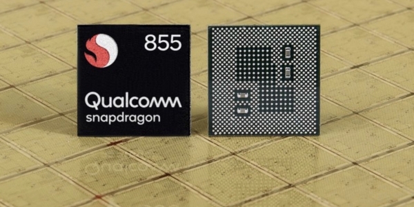 Qualcomm Snapdragon 855 is equipped with an AI engine that can be operated 7 times per second.