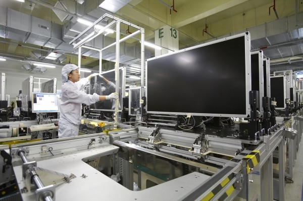 Samsung Display's LCD production lines